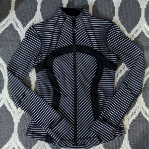 ‼️MAJOR DISCOUNT‼️Stripes Lululemon Define Jacket